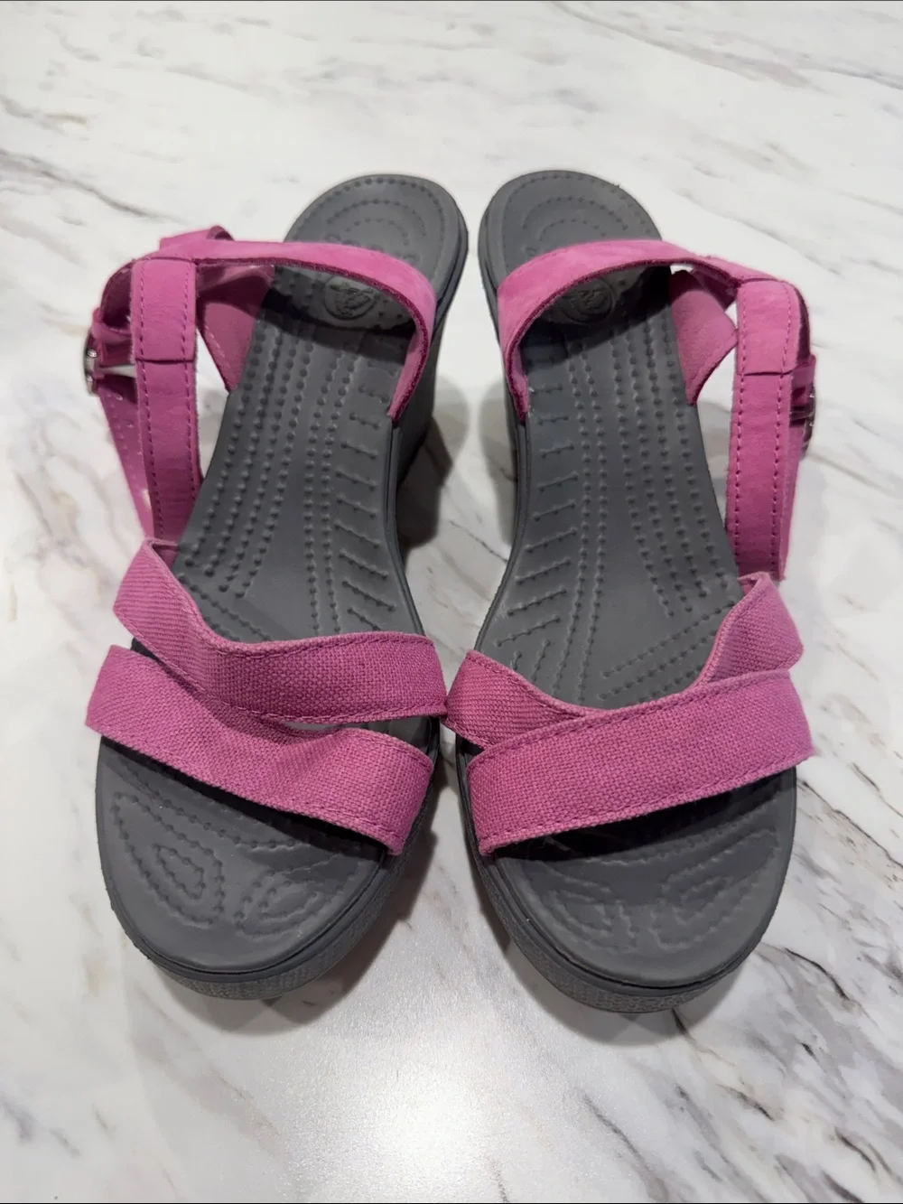 CROCS Leigh II Women’s Ankle-Strap Wedge Sandals Purple & Gray Size 8